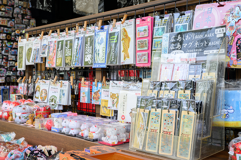 しおり・ステッカー